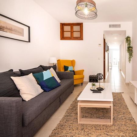 Lovely Cozy 2-Bedroom Residential Home With Patio Benalmadena Luaran gambar