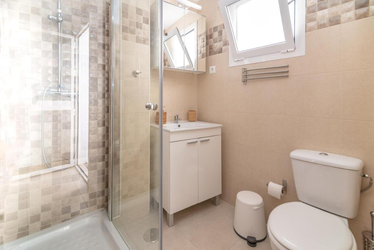 Lovely Cozy 2-Bedroom Residential Home With Patio Benalmadena Luaran gambar