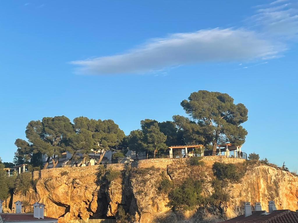 Lovely Cozy 2-Bedroom Residential Home With Patio Benalmadena Luaran gambar
